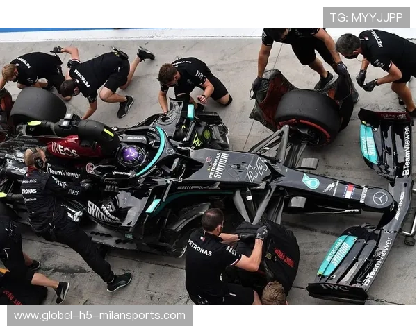 博塔斯雨战轮胎选择正确，成功跃升数位